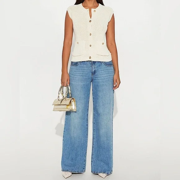 🍨🍦NWT Cream Button-Up Sweater Vest Sz XL🍦🍨 - Picture 2 of 3